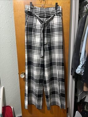 Plaid Wide-Leg Tie-Waist Pants in Black & White